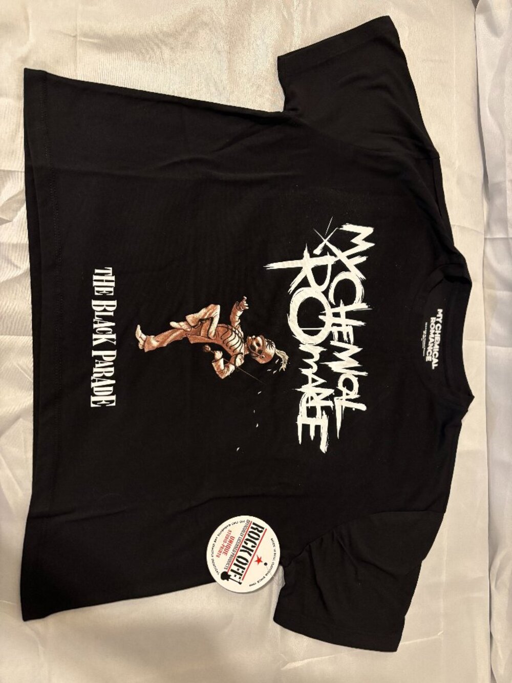 My Chemical Romance The Black Parade Rock Off Cropped T-Shirt NWT Small